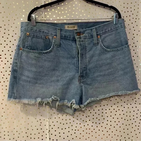 Madewell Relaxed Denim Shorts - Picture 1 of 9